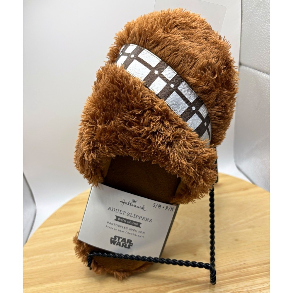 Hallmark Star Wars Chewbacca Adult Slippers Brown Faux Fur S/M No Sound NWT